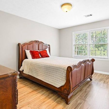 Lovely 5Bed, 3-Fullbath ! 5Min To Free Way I-85 Lawrenceville Exterior photo