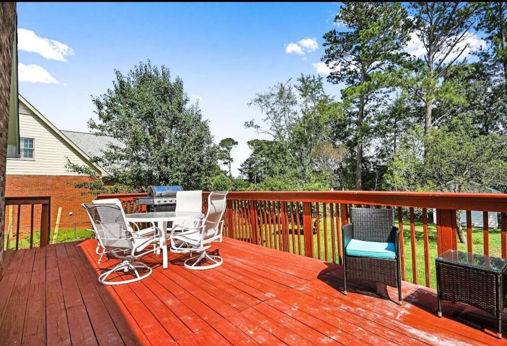 Lovely 5Bed, 3-Fullbath ! 5Min To Free Way I-85 Lawrenceville Exterior photo