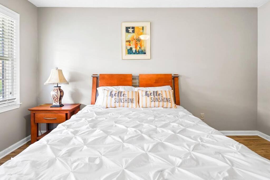Lovely 5Bed, 3-Fullbath ! 5Min To Free Way I-85 Lawrenceville Exterior photo